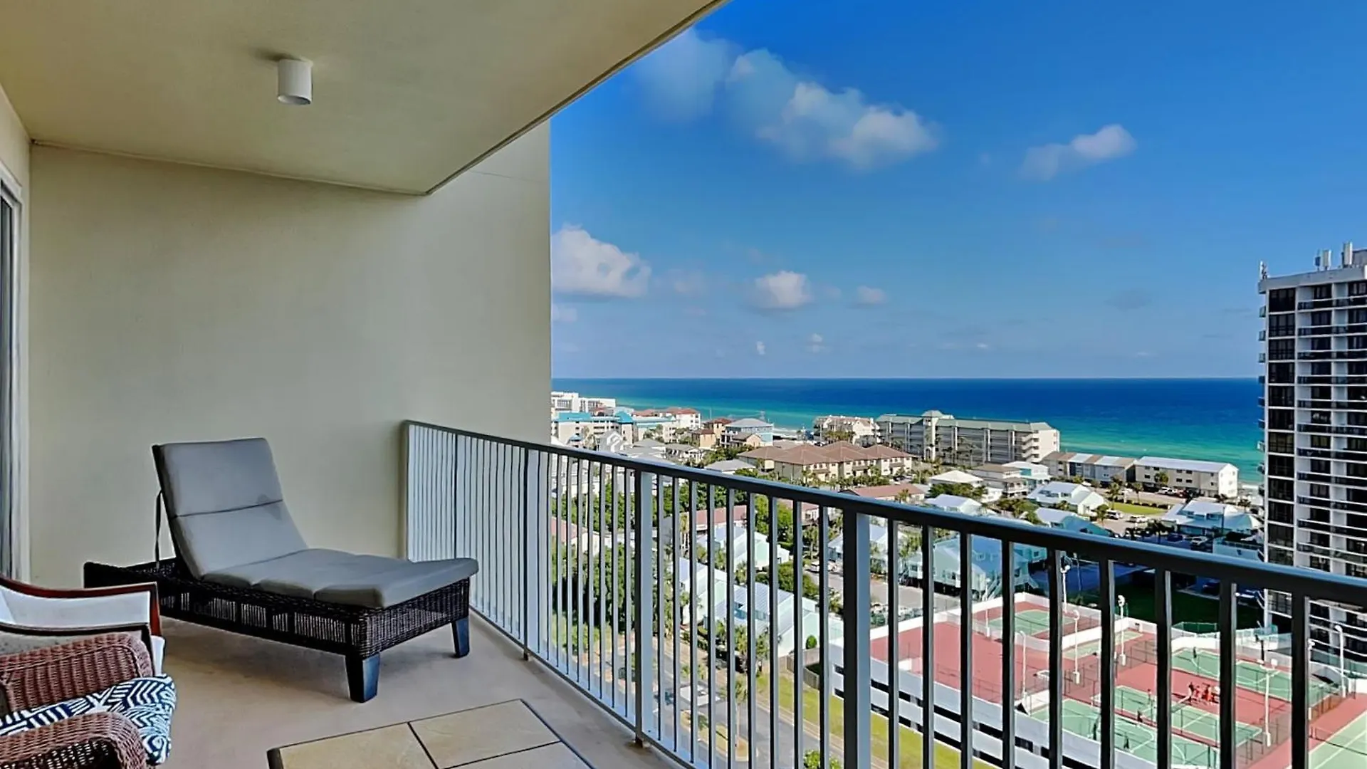 Ariel Dunes 1303 Destin